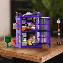 Load image into Gallery viewer, Diagon Alley- HP Knight Bus Pub Building Toy Gifts for Kids, Girls, and Boys Ages 8+ (486 Pieces), Include Magic Wands and Wizard Snowy Owl