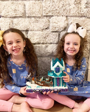 Load image into Gallery viewer, Elsa and Anna Frozen Crystal Set - GP TOYS