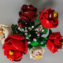 Load image into Gallery viewer, EDUCIRO Flowers Bouquet Building Decoration Set (818 PCS), Christmas, Mother's Day, or Valentine's Gifts Ideal for Women Girls Boys, Roses Toy Building Set with Vase