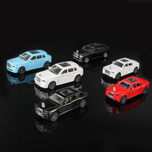 Load image into Gallery viewer, 1:32 Scale 1-Piece Large Capacity Detailed Diecast Alloy Retro Rolls-Royce Shape Metal Car Model with Openable Doors, Simulation Toy for Collectors, Room, Office, Car Exhibition, Gift for Birthday &amp; Christmas
