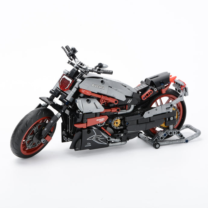 Building Blocks Ducati Diacel 1260S Motorcycle CBM 896PCS